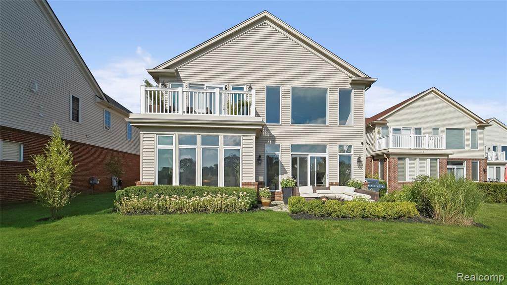 204 Keelson Drive - Photo 1