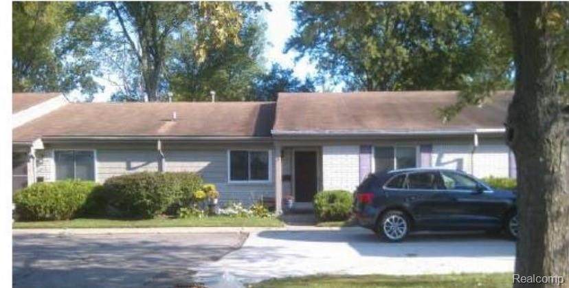 26620 Franklin Pointe Drive - Photo 1