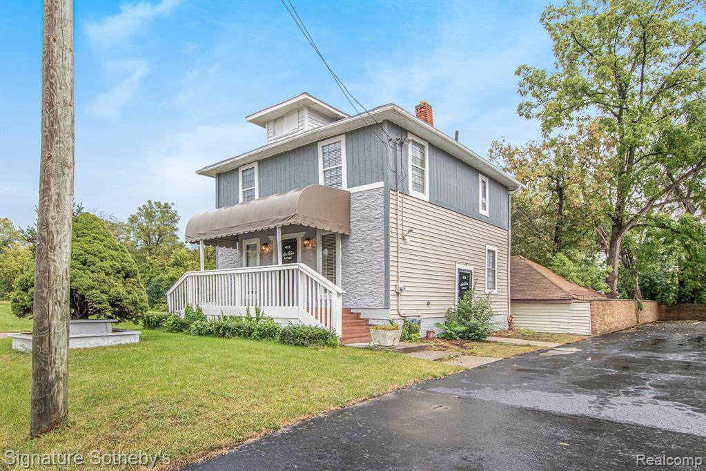 473 Orchard Lake Road - Photo 1