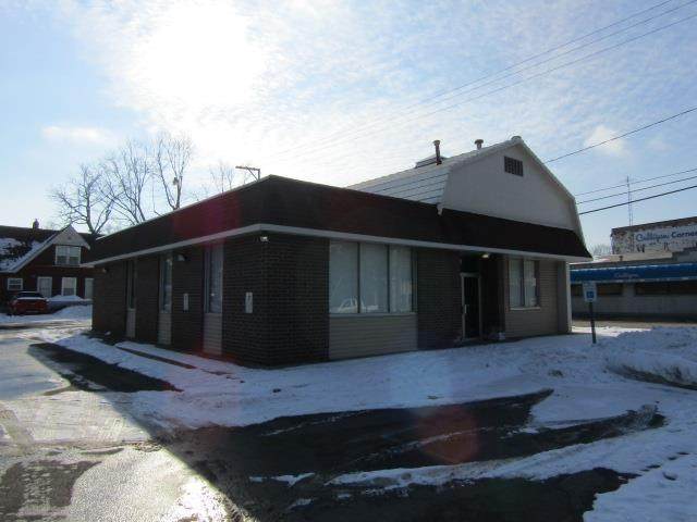 737 Main - Photo 1