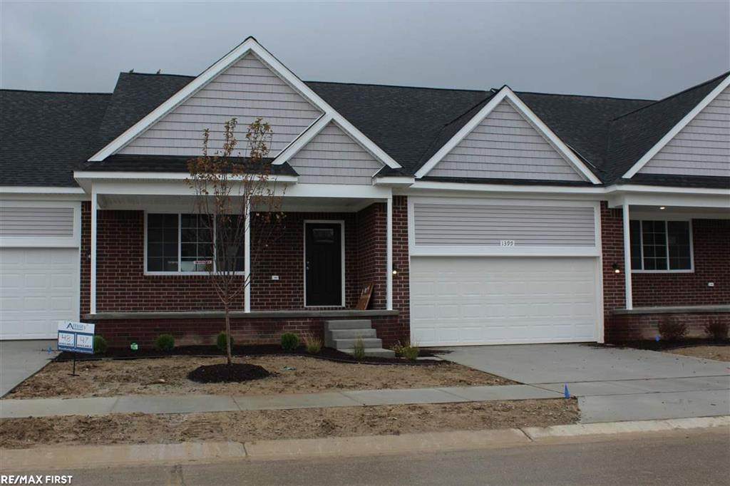 1422 Lincoln - Photo 1