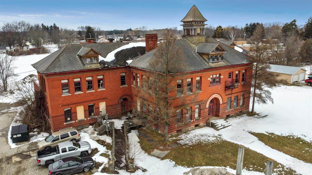 209 Main Street - Photo 1