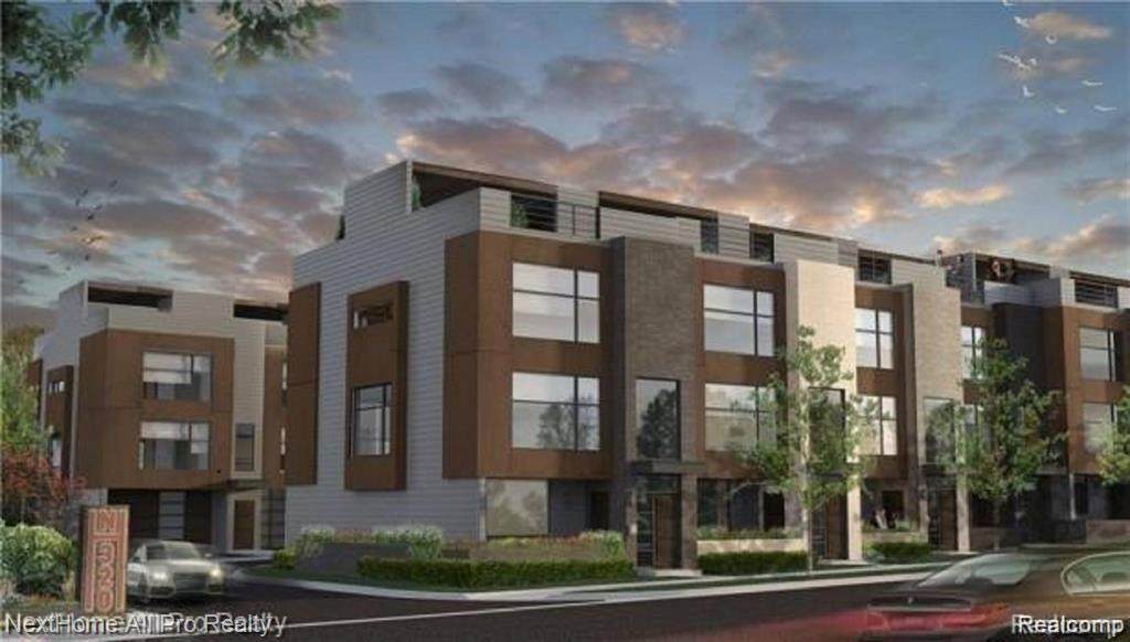 100 Center Cove - Photo 1
