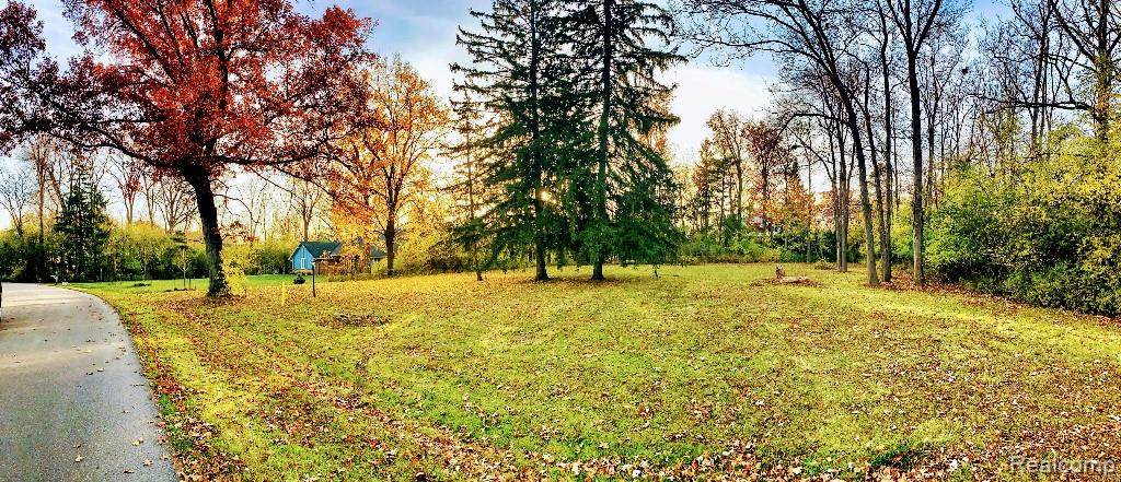 31271 Sunset Drive - Photo 1