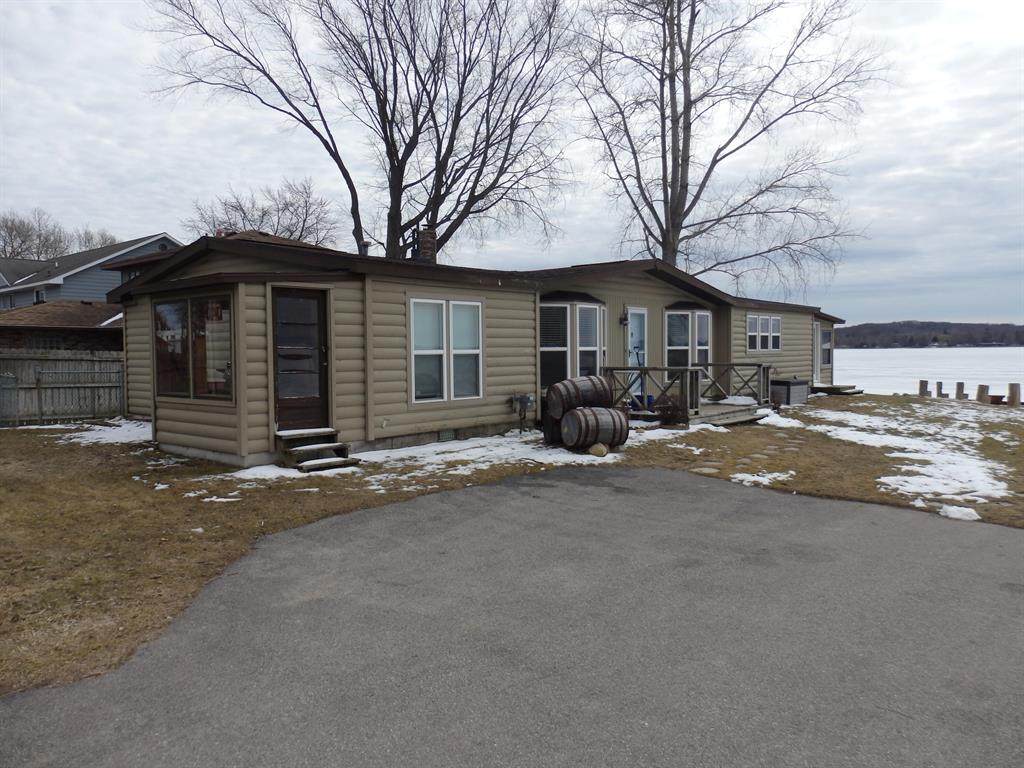 4707 Main Street - Photo 1