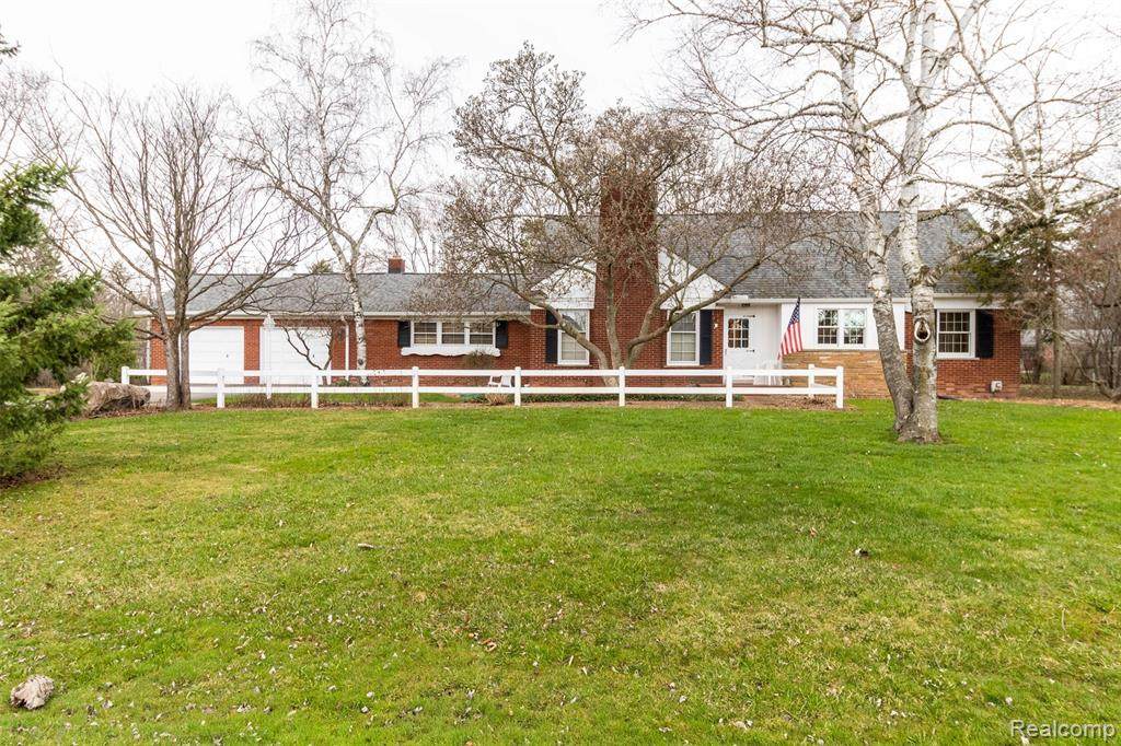 25551 Crystal Spring Court - Photo 1