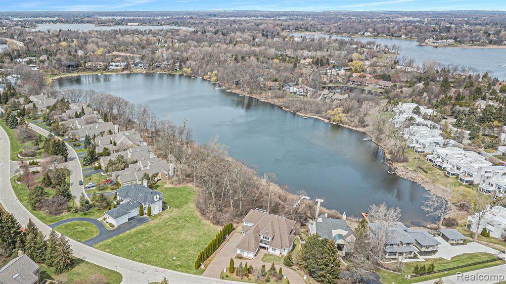 3770 Wabeek Lake Drive - Photo 1