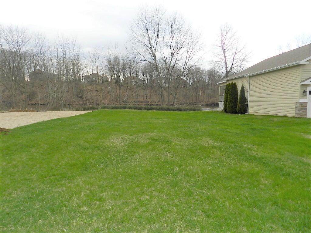 558 Swan River Drive - Photo 1