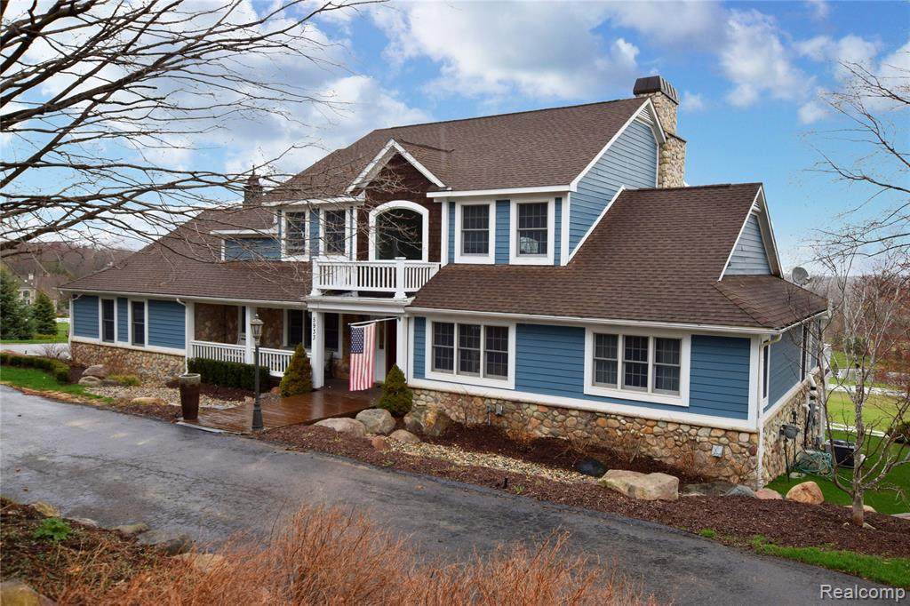 5933 Saratoga Drive - Photo 1