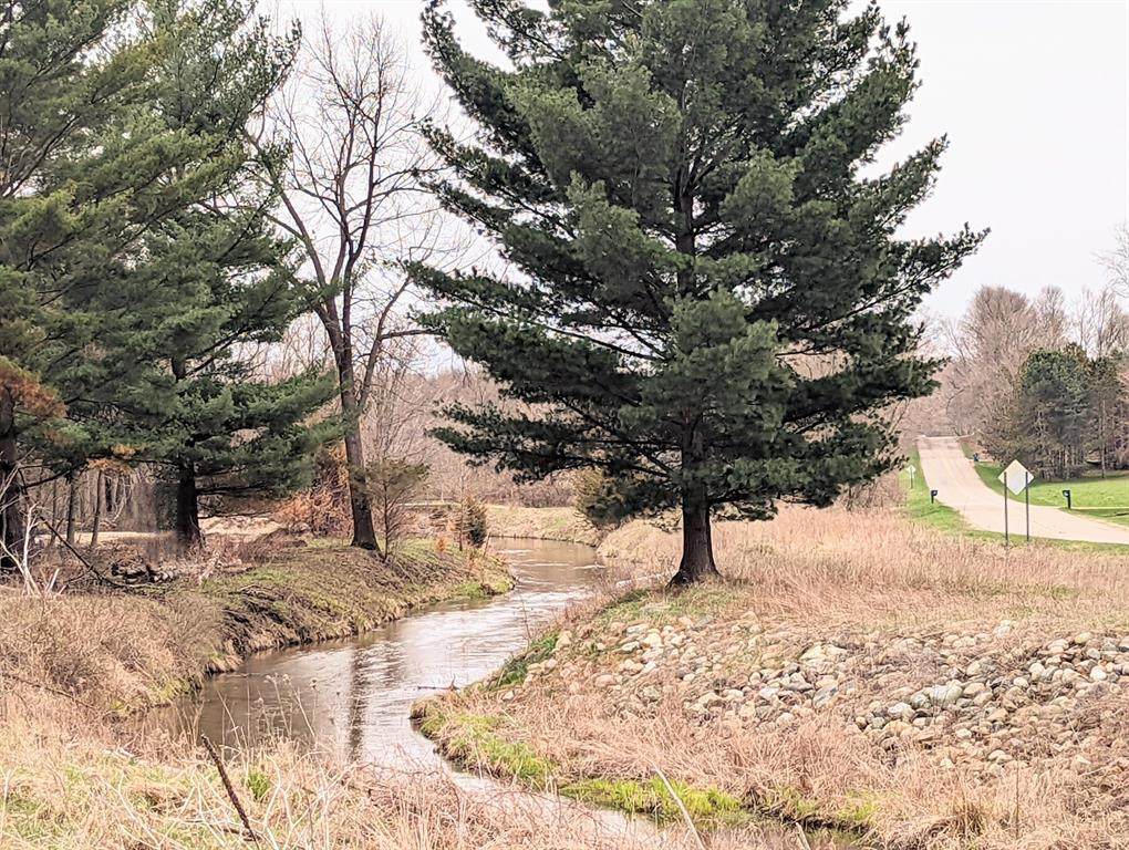 7509 Genesee Road - Photo 1
