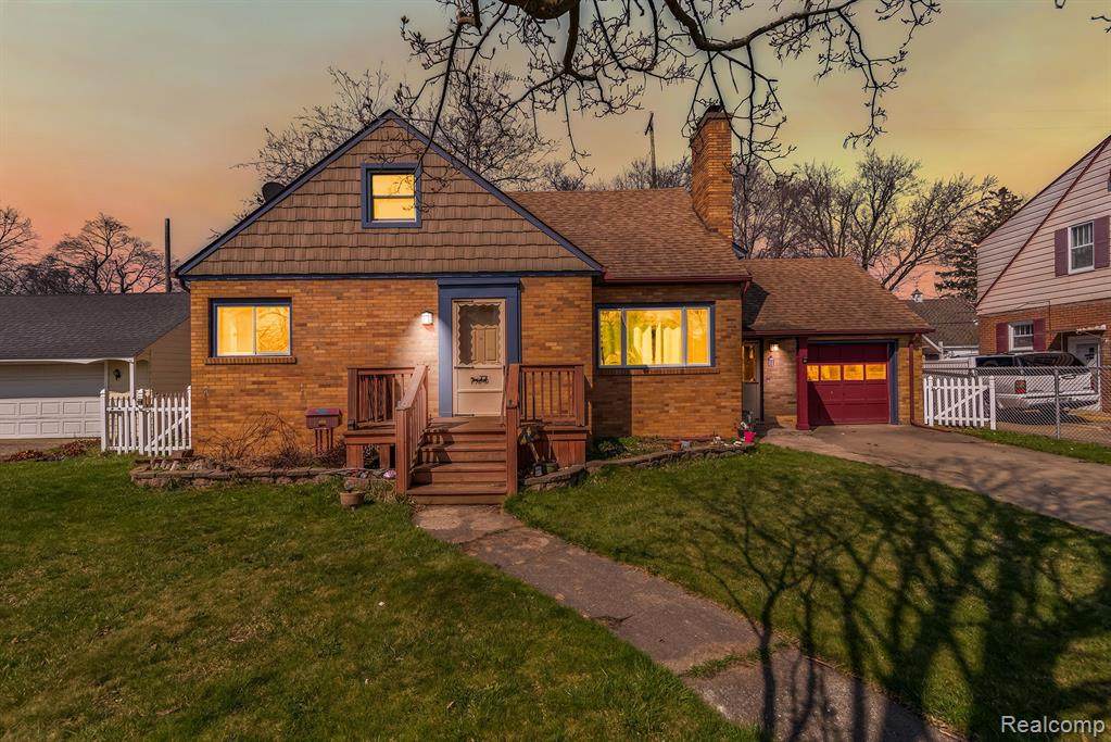1022 Lafayette Street - Photo 1