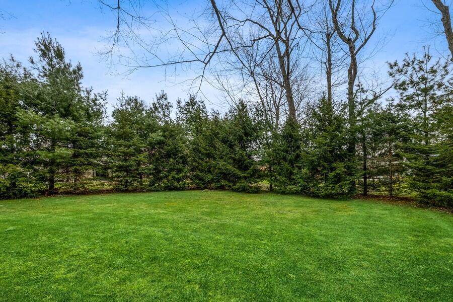 16527 Gowdy Parkway - Photo 1