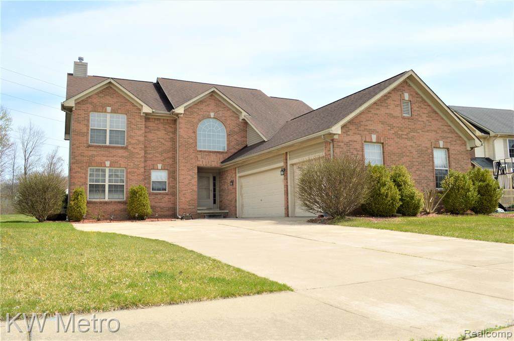 20049 Dovetail Drive - Photo 1