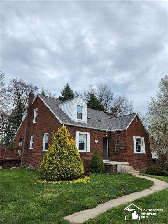 855 Hurd - Photo 1