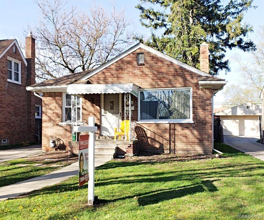 338 Amherst Street - Photo 1