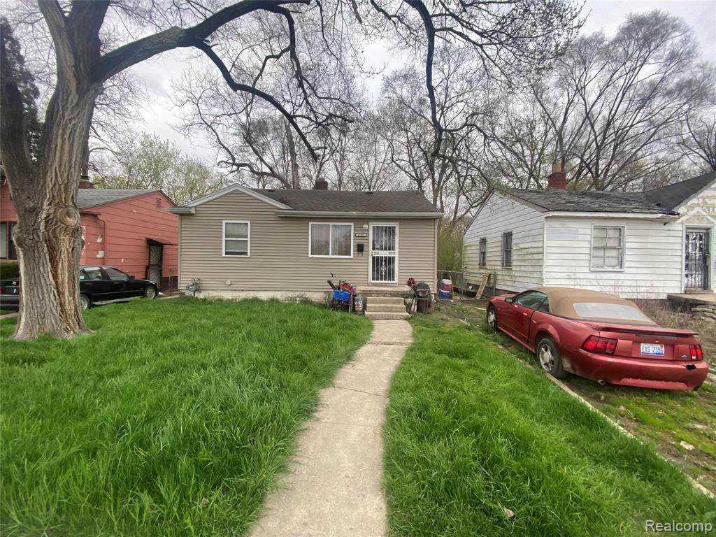 19360 Gilchrist Street - Photo 1