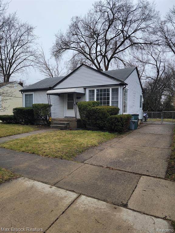 1741 Browning St - Photo 1