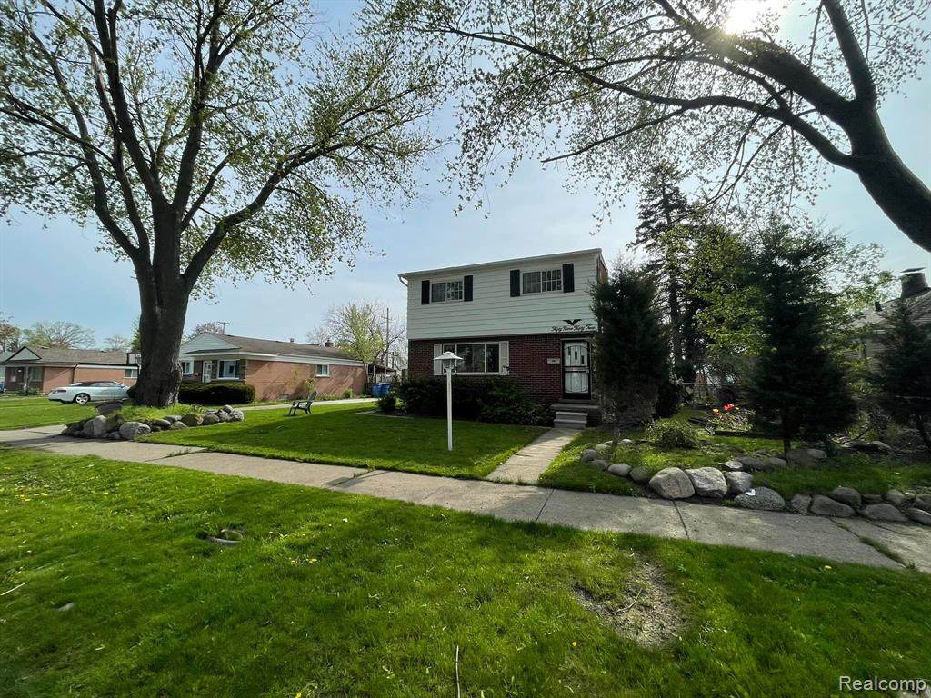 5952 Nightingale Street - Photo 1