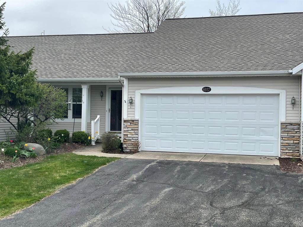 6937 Windwater Court - Photo 1
