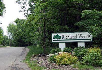 7637 Richland Woods Drive - Photo 1