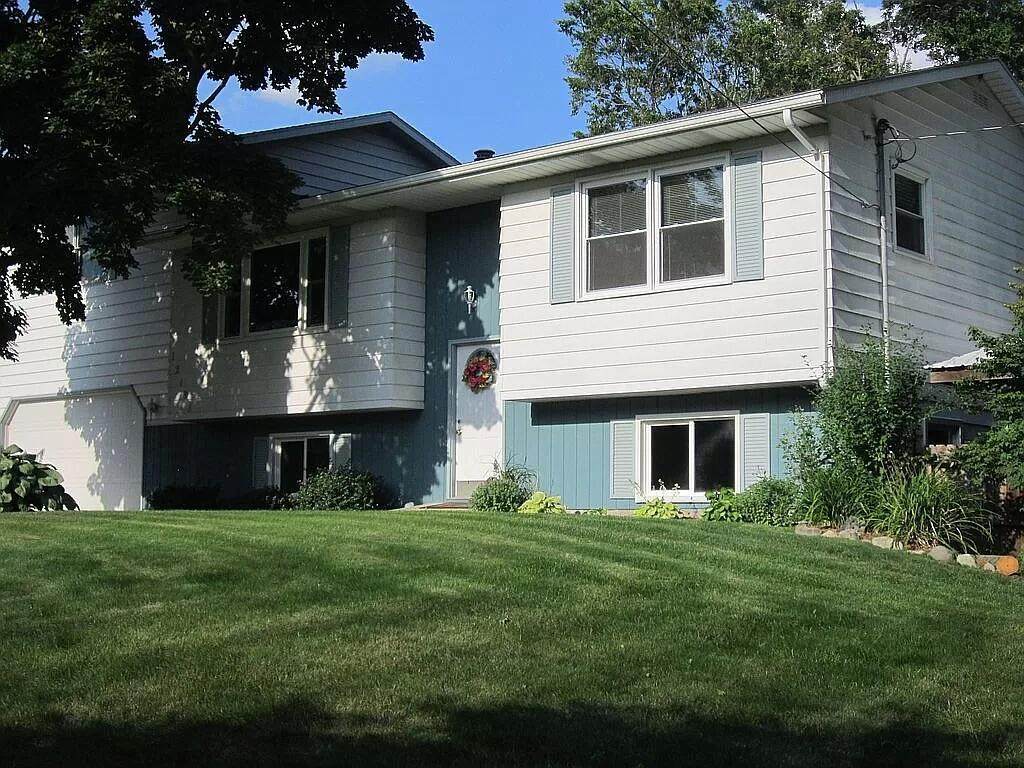 12188 120th Avenue - Photo 1