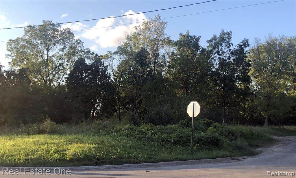 1099 Main Street - Photo 1