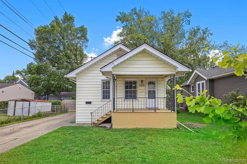 1310 Hudson Avenue - Photo 1