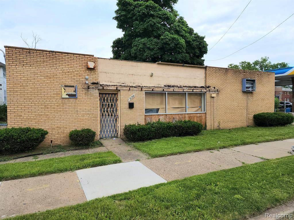 9150 Linwood Street - Photo 1