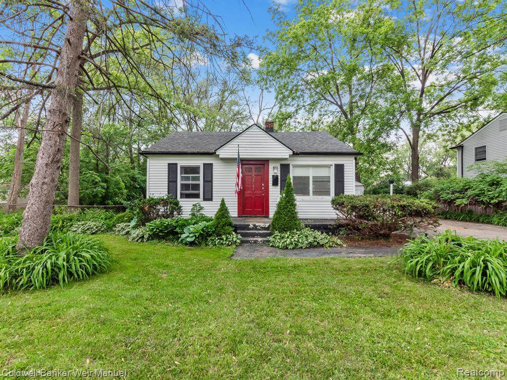 30423 Brentwood Street - Photo 1