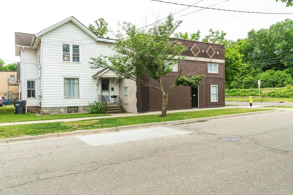 837 Walnut Street - Photo 1