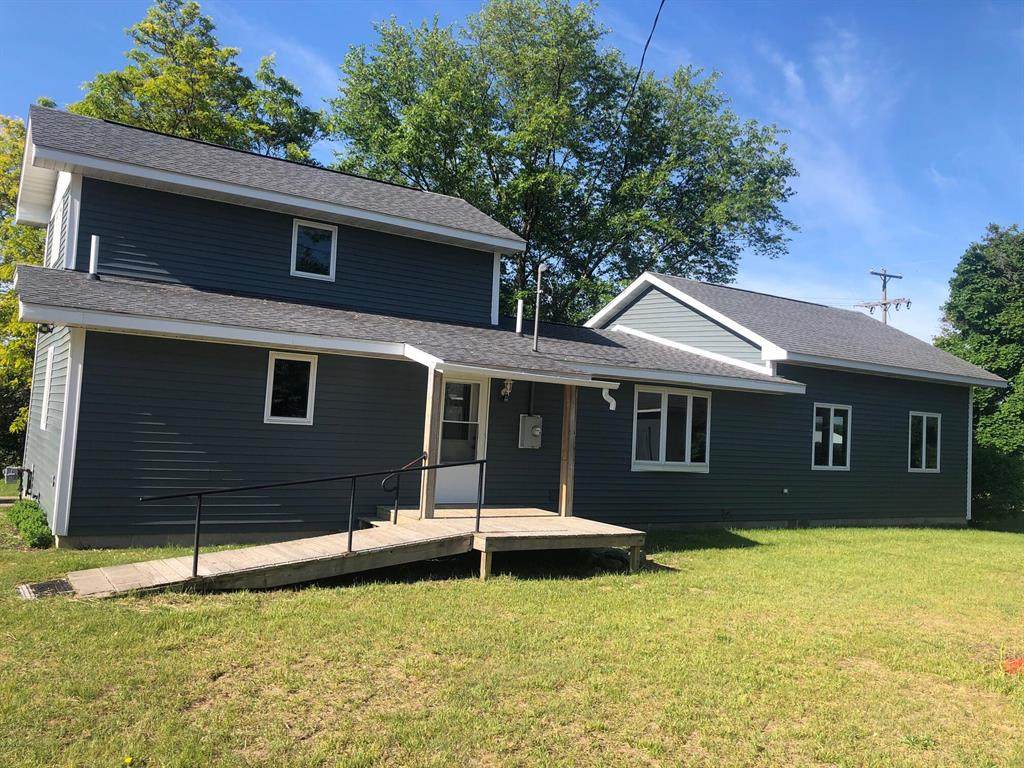 11380 Chippewa Hwy - Photo 1