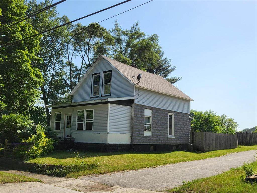 1272 13th Street - Photo 1