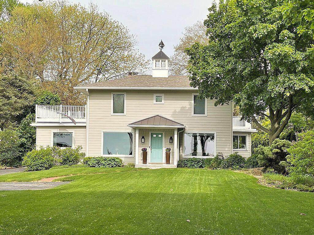 2401 Old Lake Shore Road - Photo 1