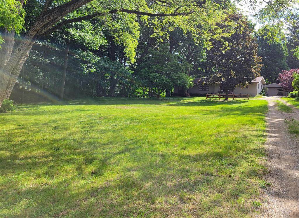 249 Hubbard Street - Photo 1