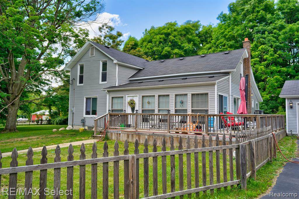 8482 Vassar Road - Photo 1