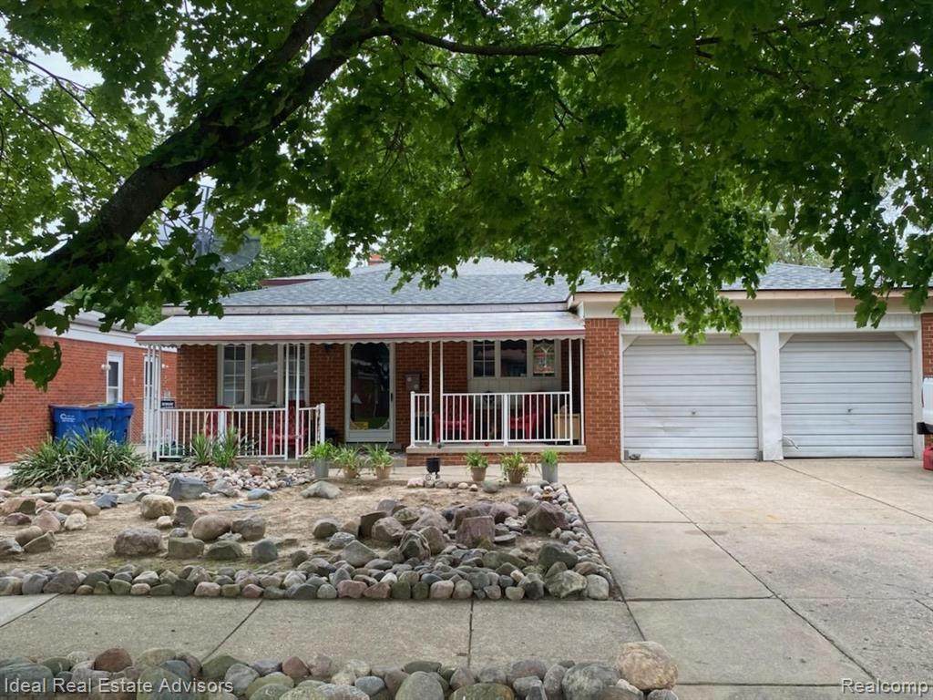30818 Ridgefield Avenue - Photo 1