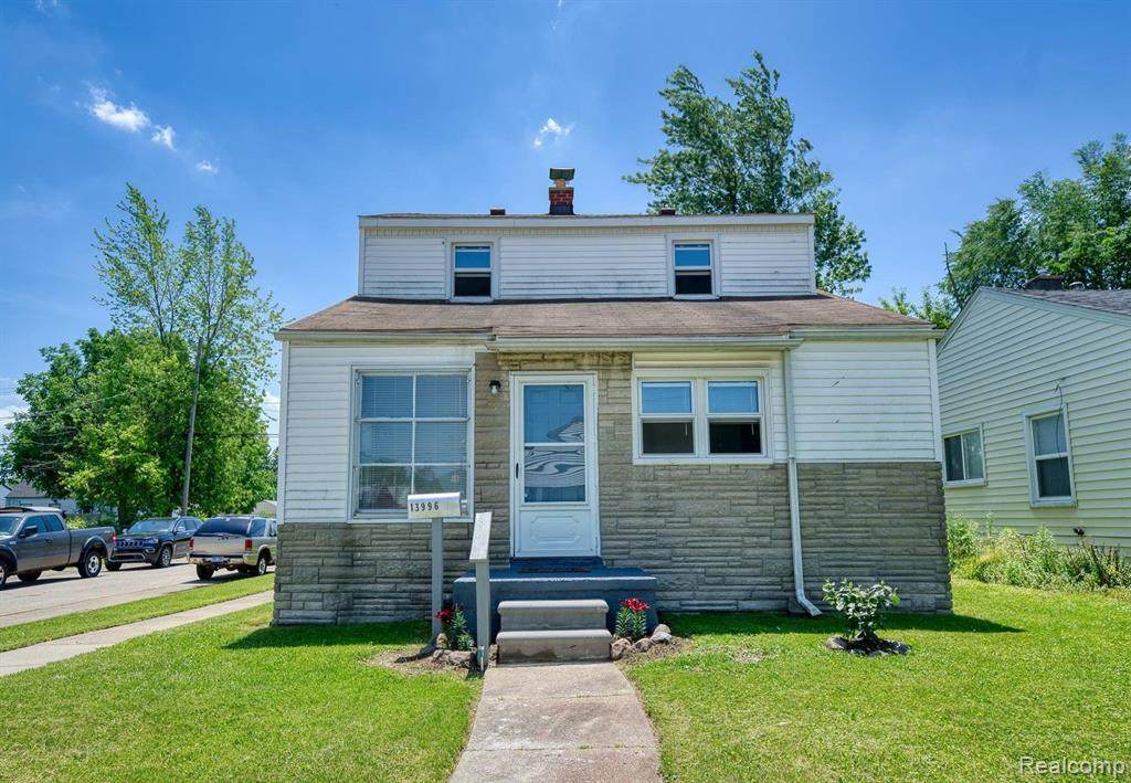 13996 Hobart Avenue - Photo 1
