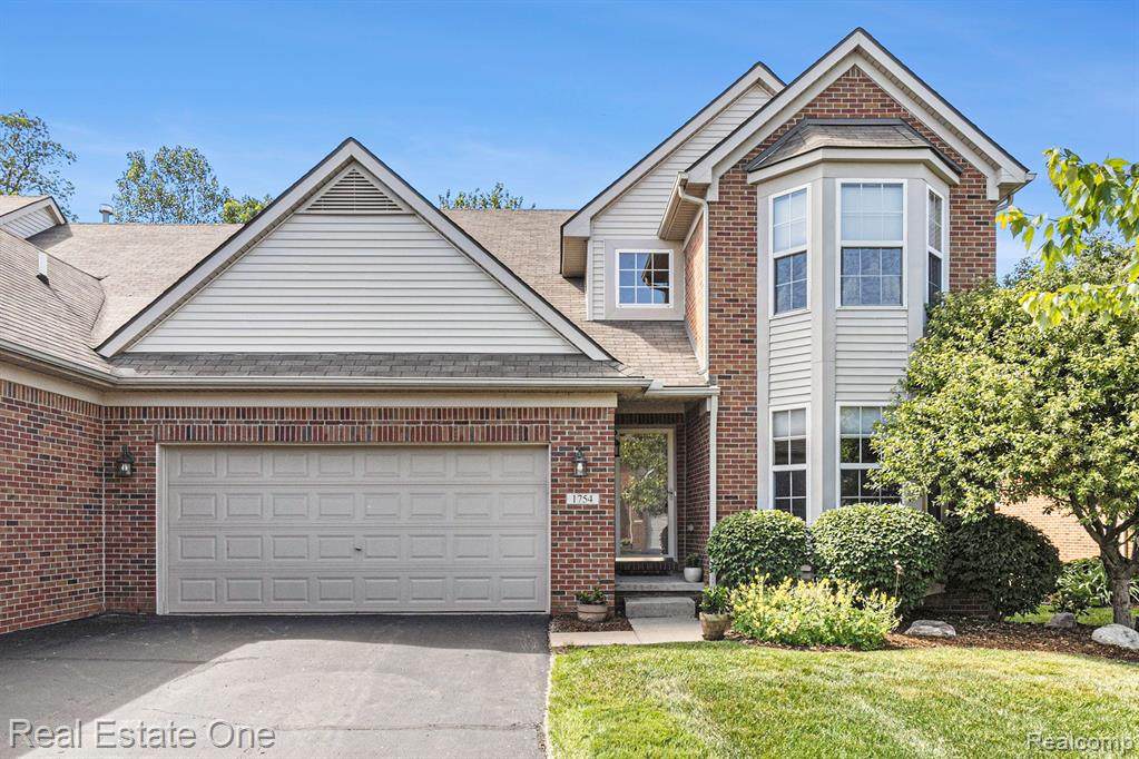 1754 Genoa Circle - Photo 1