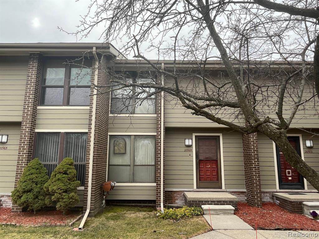 20969 Sherman Avenue - Photo 1