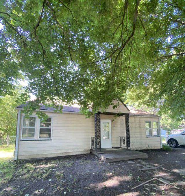 2434 Bellevue Ave. - Photo 1
