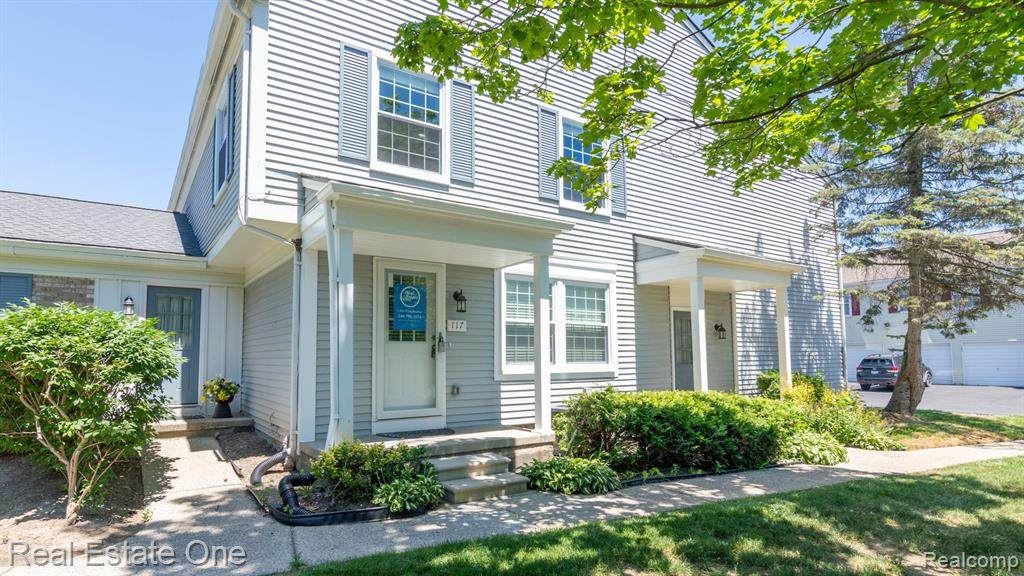 117 Lake Village Drive - Photo 1