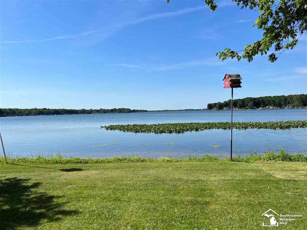 6226 Quiet Cove Rd - Photo 1
