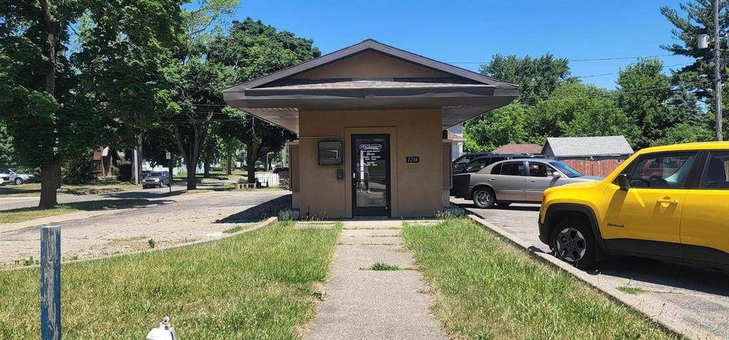 1214 Michigan Avenue - Photo 1