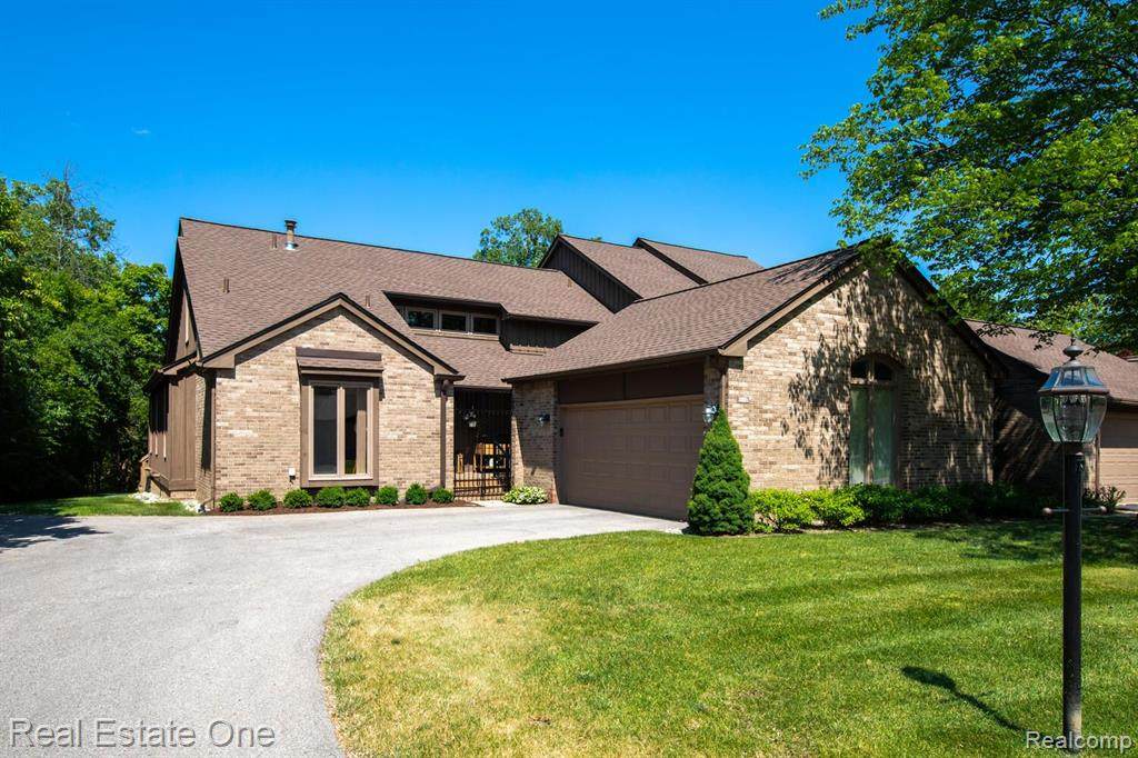30805 River Crossing Street - Photo 1