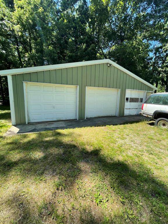 10014 Terry Lane - Photo 1