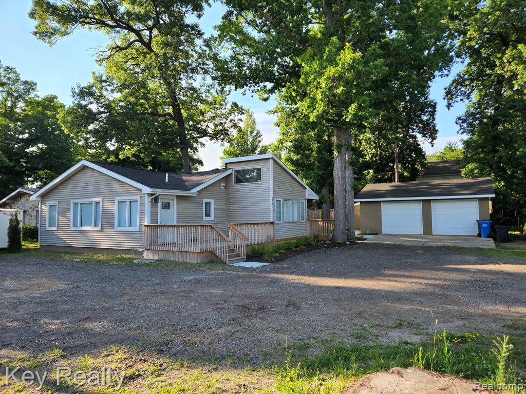 5321 Grand River Avenue - Photo 1
