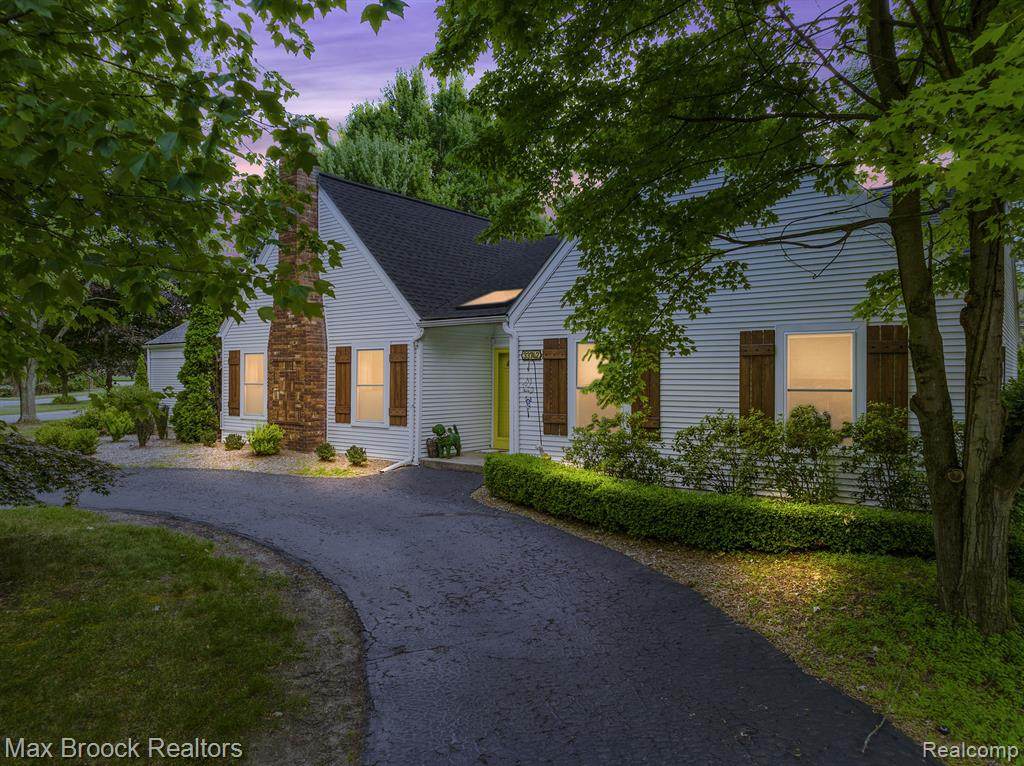 33742 Oak Point Circle - Photo 1
