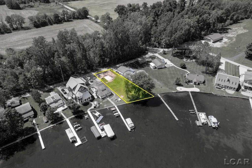 8076 Clark's Cove - Photo 1