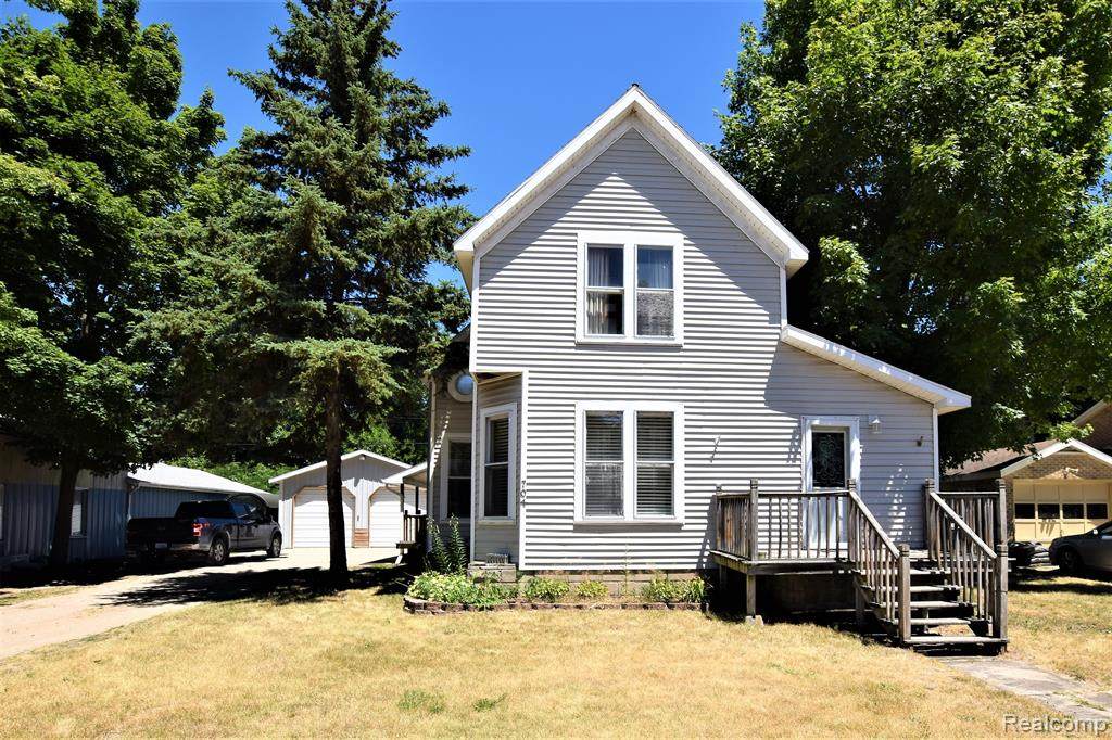 704 Huron Avenue - Photo 1
