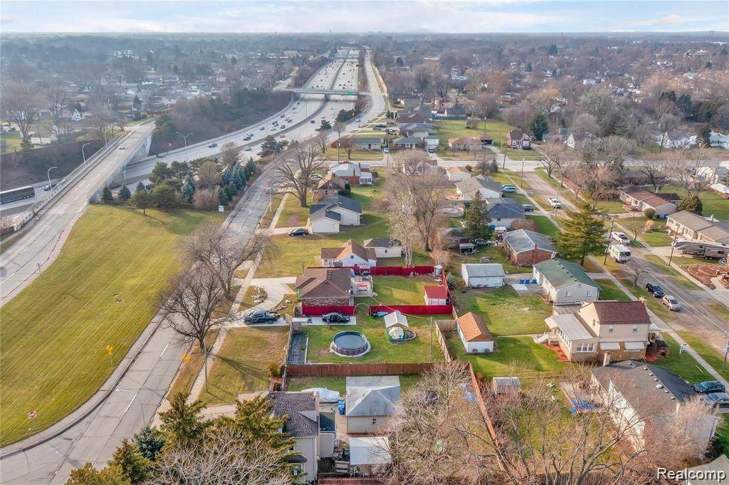 5077 11 MILE Road - Photo 1